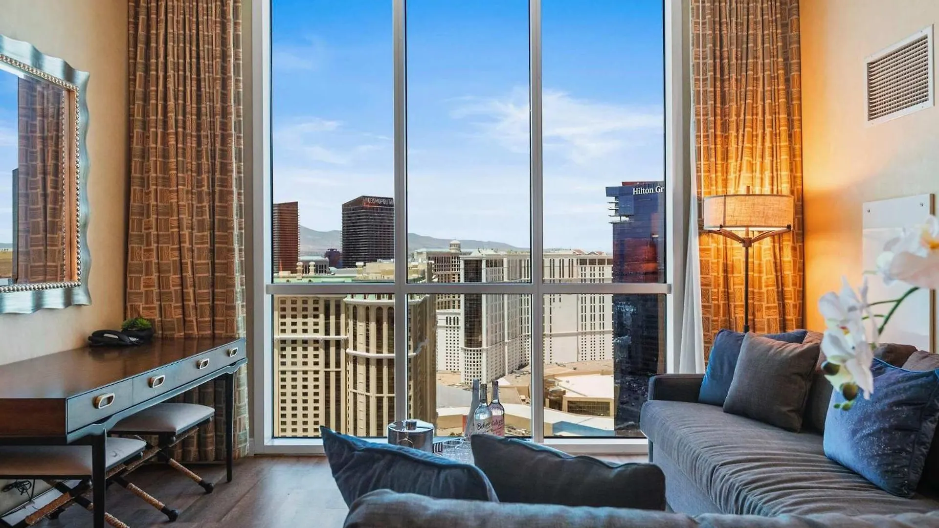 No Resort Fee Penthouse Balcony & Free Valet Las Vegas Semesterbostad